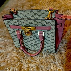 Michael Kors purse